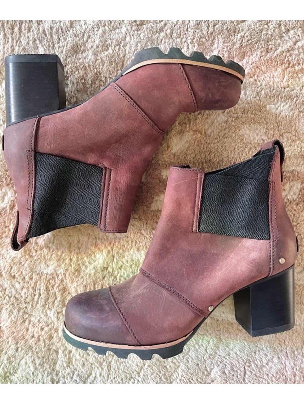 Sorel Addington Chelsea Block Heel Ankle Boot Waterproof Leather Burgundy Size 8